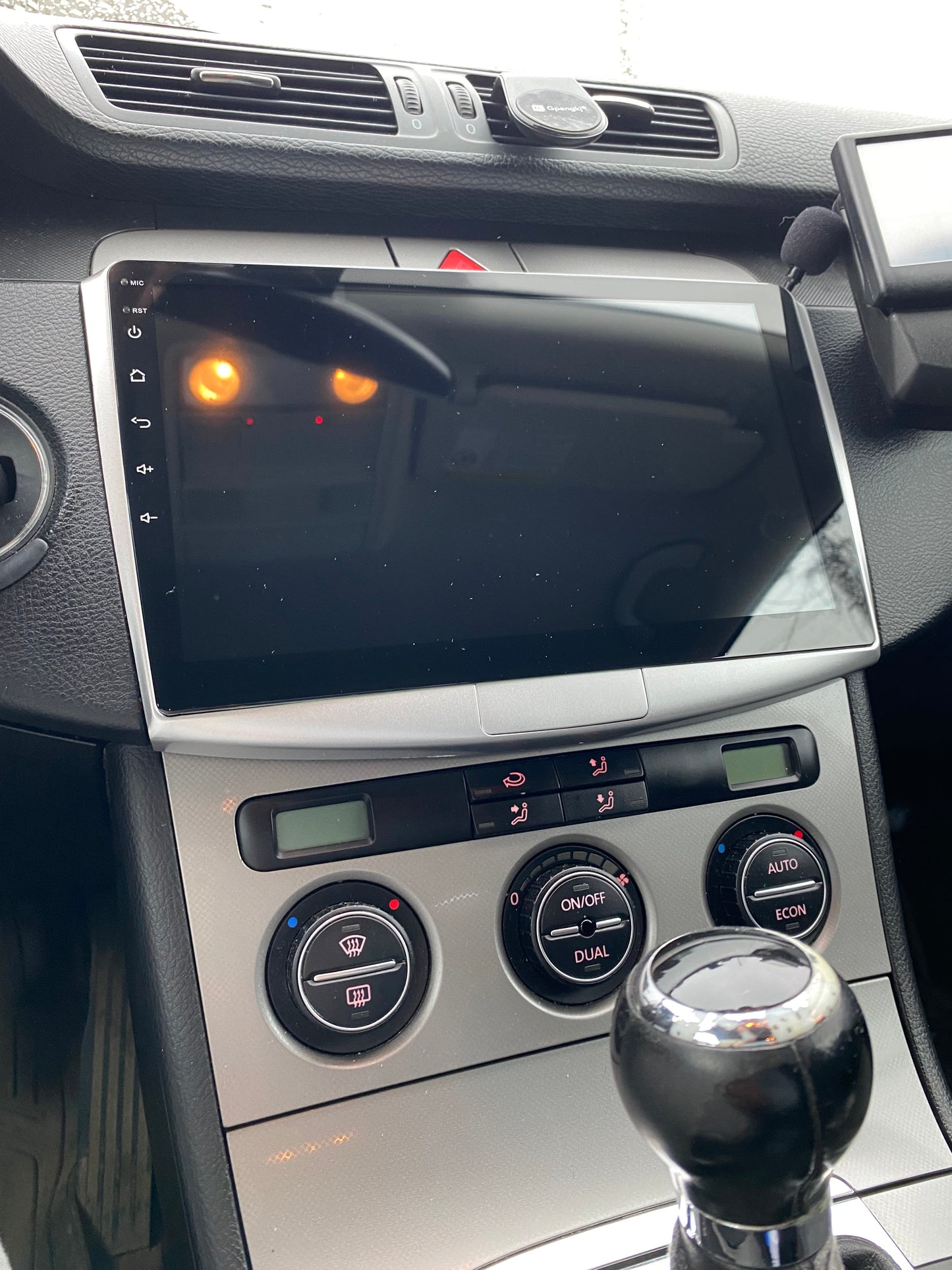 Navigație Passat B6/ B7/ CC. 4GB RAM • Sistem Android & Apple CarPlay